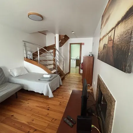 דירה Aveiro Central Suites